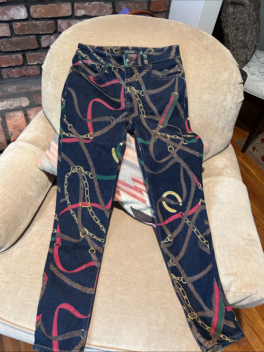Lauren Ralph Lauren Navy Jeans with Gold Chain & Red Green Rope Print